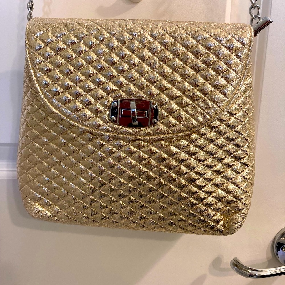 Evening Bag. Soft material. Gold. Excellent Condition
